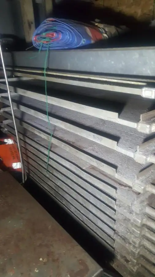 Ọkọ̀ tí ó mú ẹja fún tà