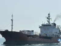 Ọkọ̀ tí ó mú epo / kemikali fún tà