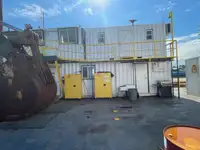 Ọkọ̀ ojú omi tí ó mú ìdọ̀tí fún tà