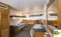 Ọkọ̀ ojú omi ìrìn-àjò fún tà