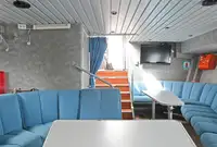 Ọkọ̀ ojú omi ìrìn-àjò fún tà