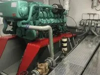 Ọkọ̀ ọpọlọpọ̀ ènìyàn fún tà