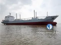 Ọkọ̀ tí wọn fi maa ń gbé ohun èlò tí ó ní ìdáná fún tà