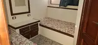 Ọkọ̀ ojú omi ìrìn-àjò fún tà