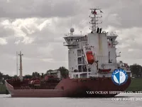 Ọkọ̀ tí ó mú epo / kemikali fún tà
