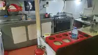 Ọkọ̀ tí ó mú ẹja pọ̀ fún tà