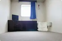 Ọkọ̀ tí wọn fi maa ń gbé ohun èlò tí ó ní ìdáná fún tà