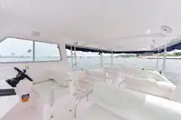 Ọkọ̀ ojú omi ìrìn-àjò fún tà