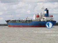 Ọkọ̀ tí ó mú epo / kemikali fún tà