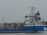 Ọkọ̀ tí ó mú epo / kemikali fún tà