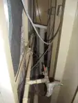 Ọkọ̀ tí wọn fi maa ń gbé ohun èlò tí ó ní ìdáná fún tà
