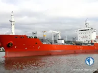 Ọkọ̀ tí ó mú epo / kemikali fún tà