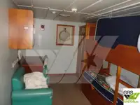 Ọkọ omi ti o mu ọja fún tà