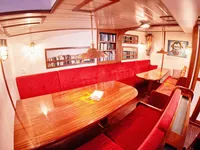 Yacht fún tà