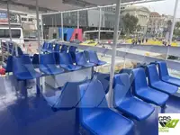 Ọkọ̀ ọpọlọpọ̀ ènìyàn fún tà
