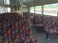 Ọkọ̀ ojú omi kékeré fún tà