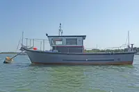 Ọkọ omi ti o fa fún tà