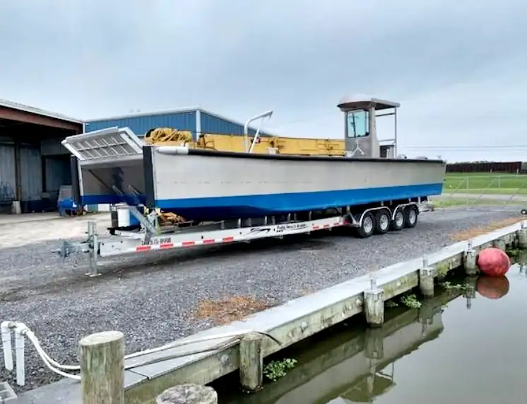 Ọkọ omi Landing, Tank fún tà