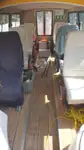 Ọkọ̀ ojú omi ìrìn-àjò tí ó mú àwọn ọkọ̀ fún tà