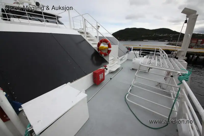 Catamaran fún tà