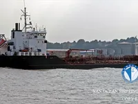 Ọkọ̀ tí ó mú epo / kemikali fún tà