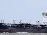 Ọkọ̀ tí ó mú epo / kemikali fún tà