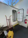 Ọkọ̀ ojú omi tí ó mú ìdọ̀tí fún tà