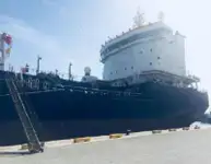 Ọkọ̀ tí ó mú epo / kemikali fún tà