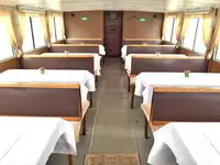 Ọkọ̀ ojú omi ìrìn-àjò fún tà