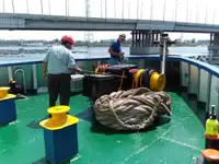 Ọkọ omi ti o mu ọja fún tà