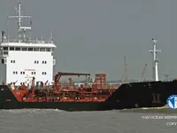 Ọkọ̀ tí ó mú epo / kemikali fún tà