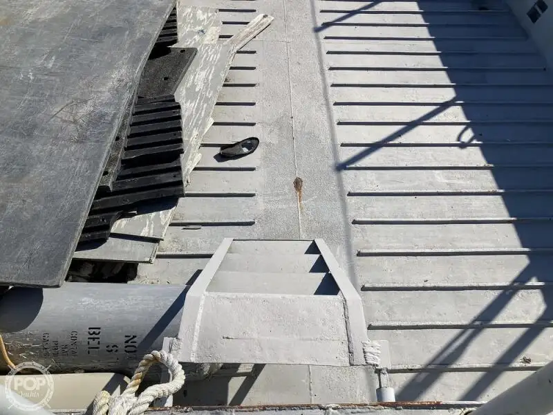 Ọkọ omi Landing, Tank fún tà