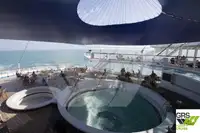 Ọkọ̀ ojú omi ìrìn-àjò fún tà