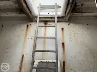 Ọkọ̀ tí ó mú ẹja pọ̀ fún tà