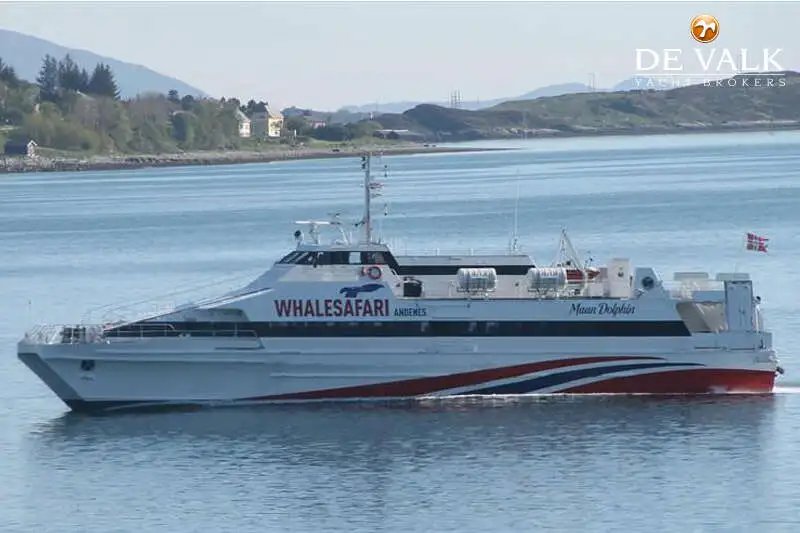 Catamaran fún tà