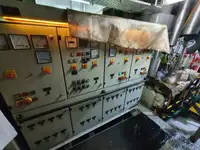 Ọkọ̀ tí wọn fi maa ń gbé ohun èlò tí ó ní ìdáná fún tà