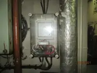 Ọkọ̀ tí wọn fi maa ń gbé ohun èlò tí ó ní ìdáná fún tà