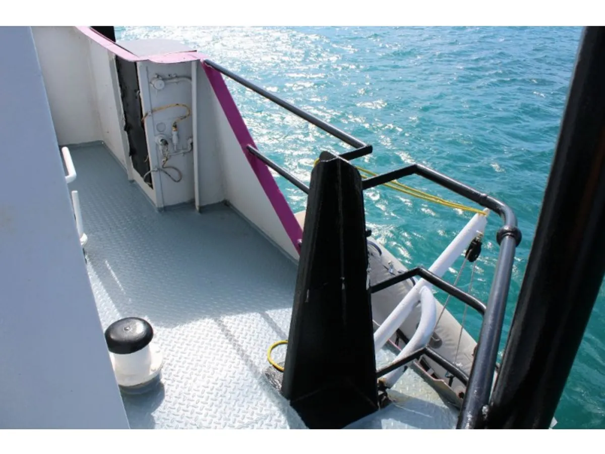 Yacht fún tà