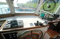 Ọkọ̀ ojú omi ìrìn-àjò fún tà