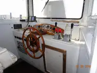 Ọkọ̀ ojú omi kékeré fún tà