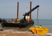 Ọkọ̀ ojú omi tí ó mú ìdọ̀tí fún tà