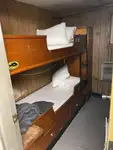 Ọkọ̀ ojú omi tí ó mú ìdọ̀tí fún tà