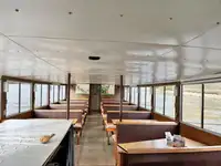 Ọkọ̀ ojú omi ìrìn-àjò fún tà
