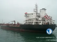 Ọkọ̀ tí ó mú epo / kemikali fún tà