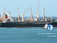 Ọkọ̀ tí ó mú epo / kemikali fún tà