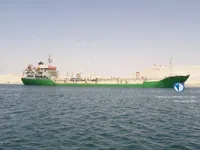 Ọkọ̀ tí ó mú epo / kemikali fún tà