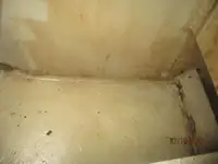 Ọkọ̀ tí wọn fi maa ń gbé ohun èlò tí ó ní ìdáná fún tà