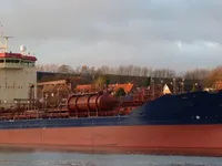 Ọkọ̀ tí ó mú epo / kemikali fún tà