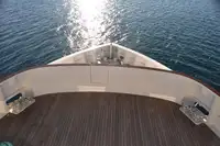 Ọkọ̀ ojú omi ìrìn-àjò fún tà