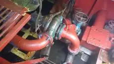 Ọkọ̀ ojú omi tí ó mú ìdọ̀tí fún tà